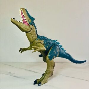 Jurassic World Ruthless Rampagin' Allosaurus Dinosaur Toy